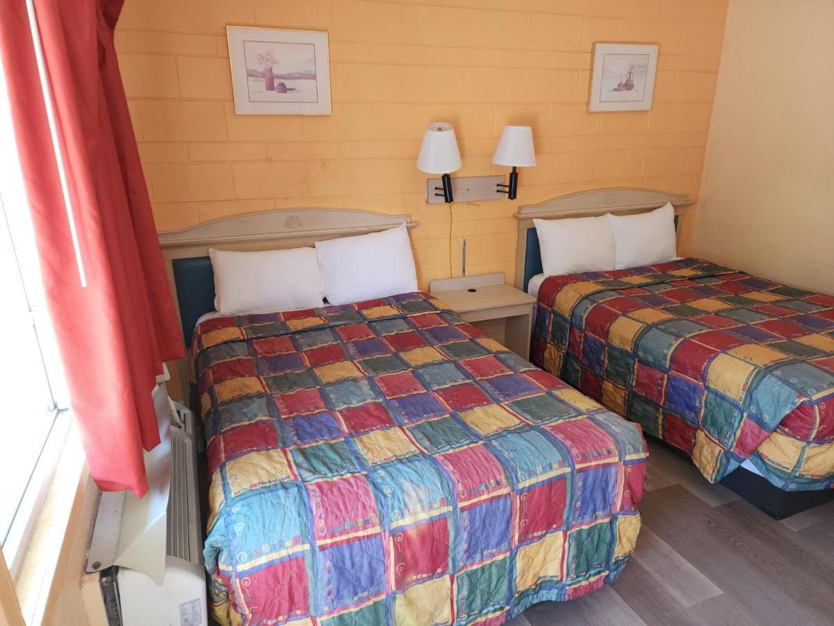 Town House Motel Lancaster Dış mekan fotoğraf