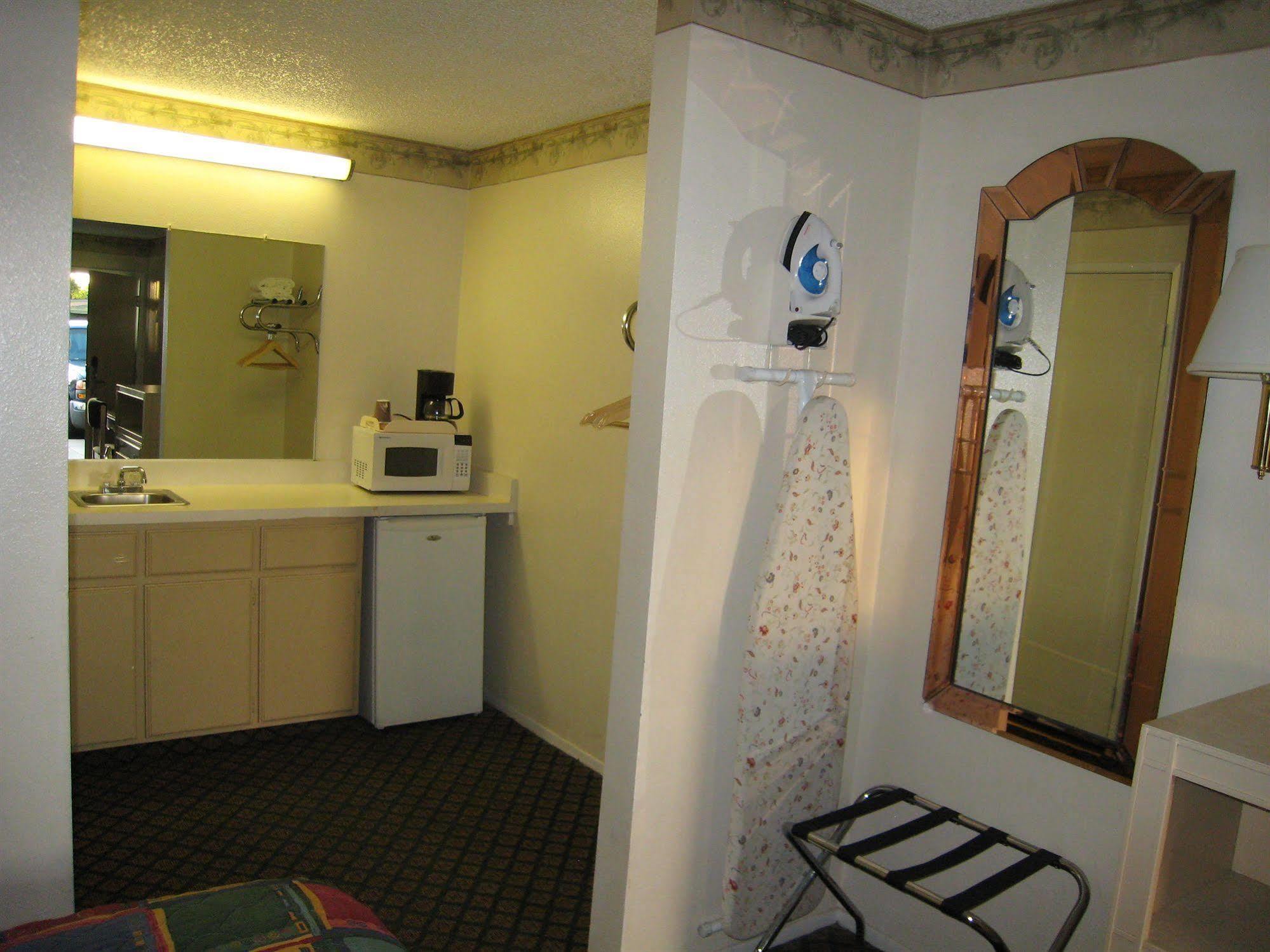 Town House Motel Lancaster Dış mekan fotoğraf