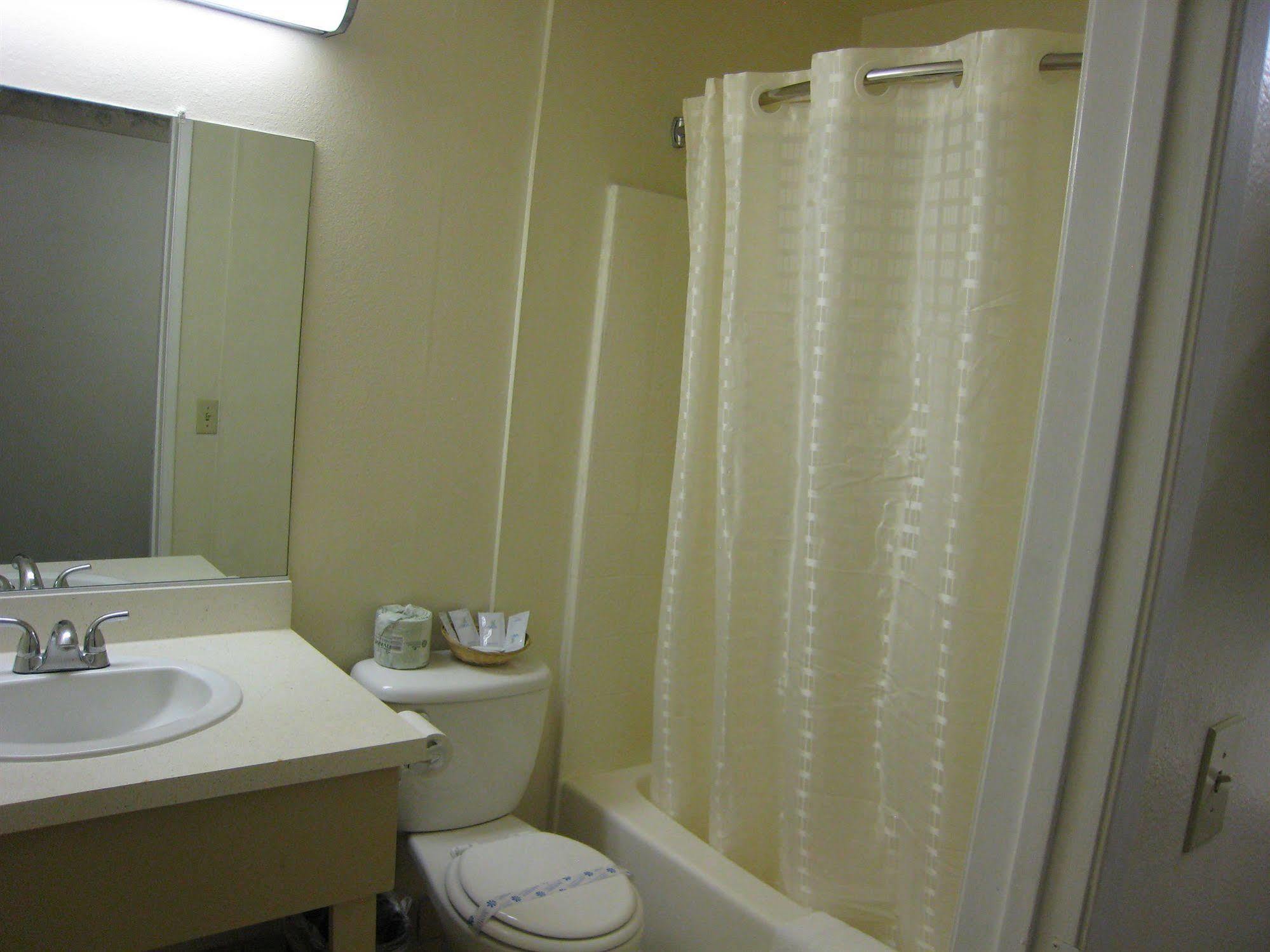 Town House Motel Lancaster Dış mekan fotoğraf
